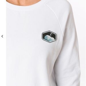 Zyia NWT white crew neck